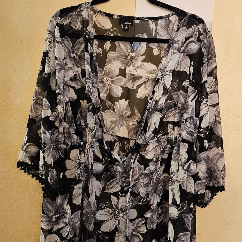 torrid chiffon top